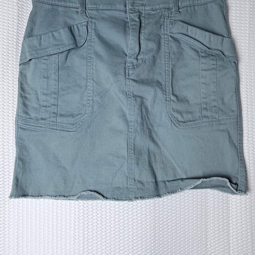 Democracy Ab solution Skirt Women 8 Sage Green Cargo Utility Raw Hem Pockets Y2K - Picture 4 of 8